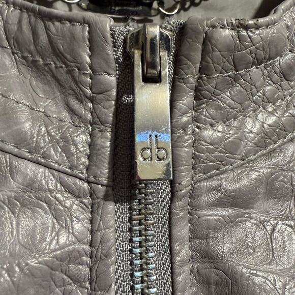 Dennis Basso gray embossed faux leather zip front moto jacket - women's 3X - Picture 3 of 10